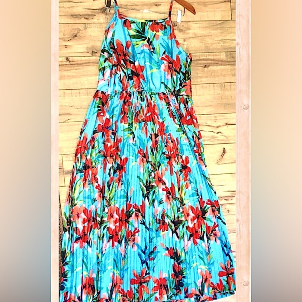 Mlle Gabriel pleated tropical dress - Picture 2 of 7